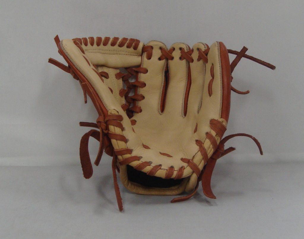 LC-4 Infielder Glove