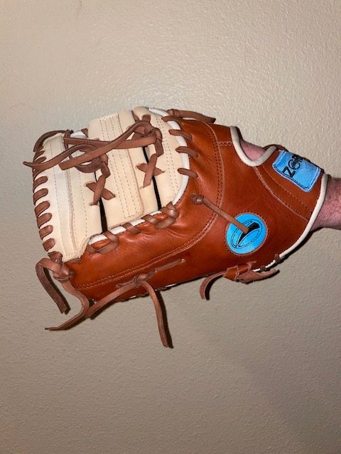 TH-3 1st Base Mitt