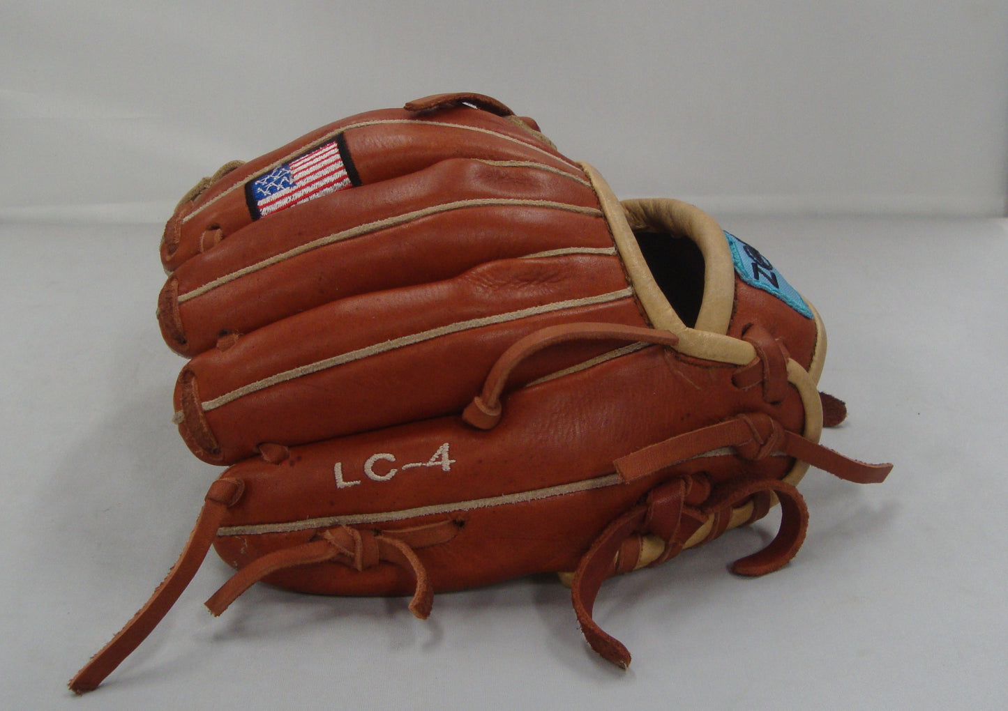 LC-4 Infielder Glove
